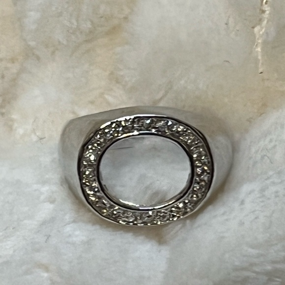 Open Circle Halo Ring Size 6 - Picture 1 of 11
